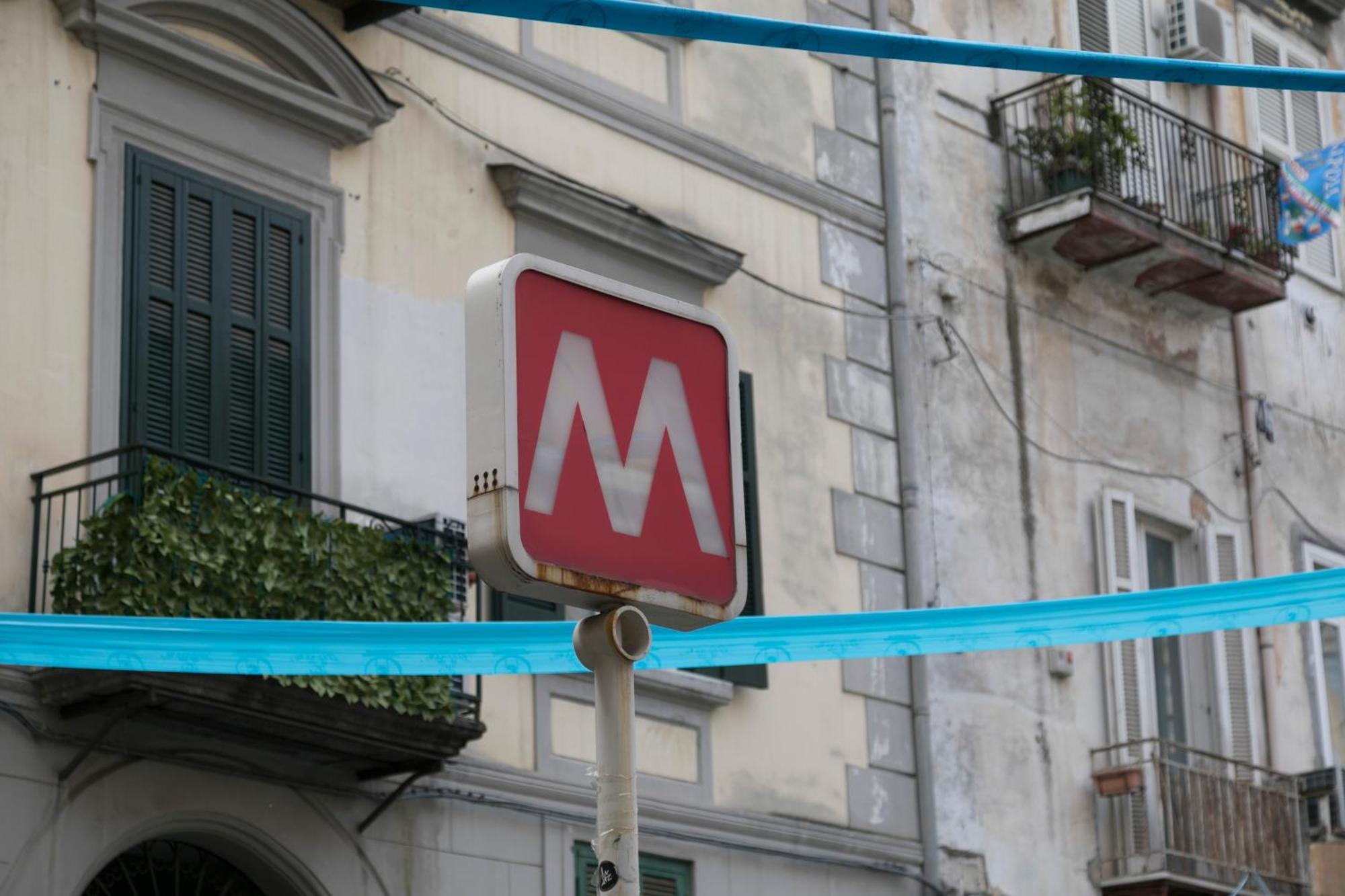 Mansarda Valu Apartman Nápoly Kültér fotó