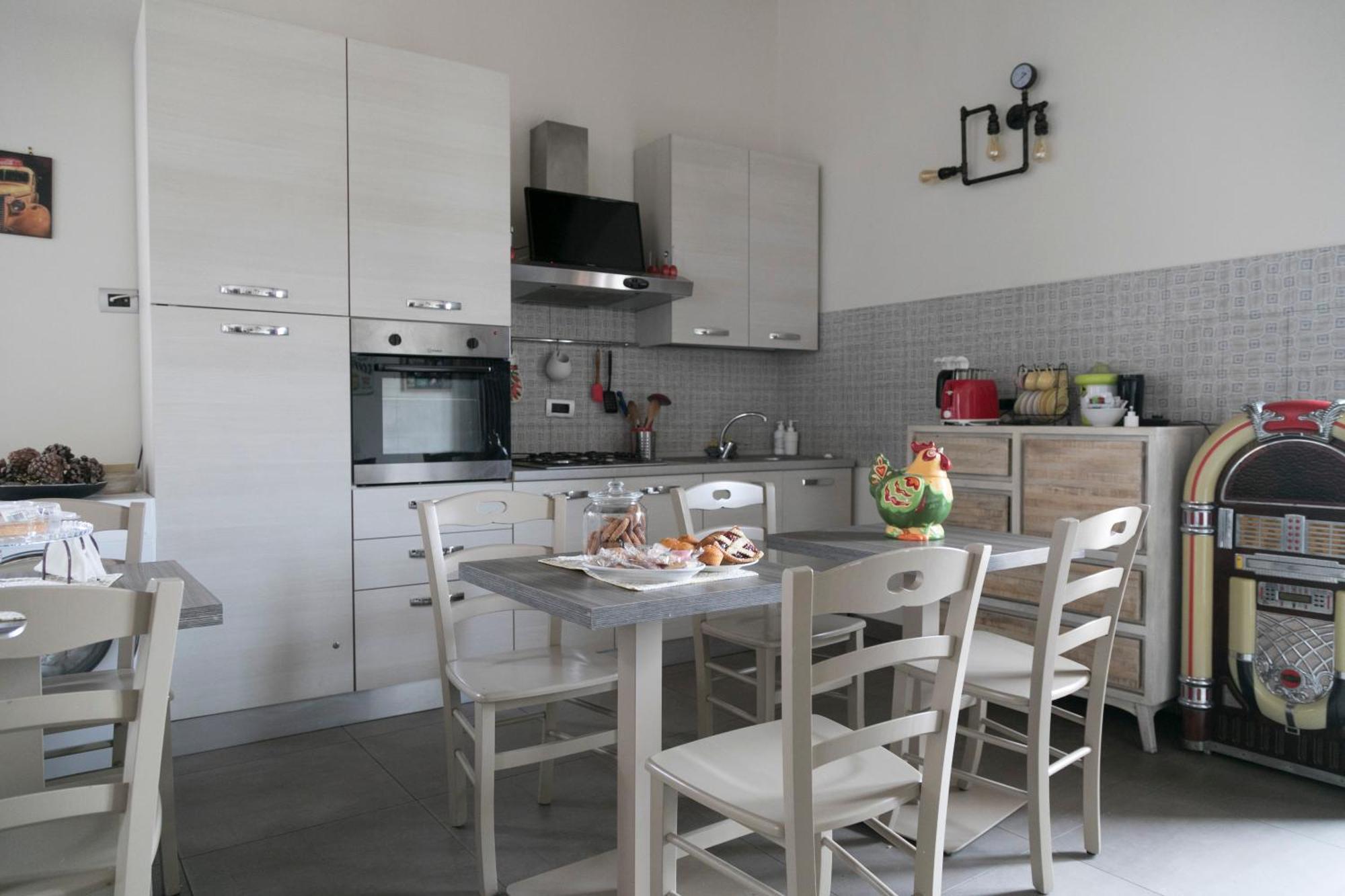 Mansarda Valu Apartman Nápoly Kültér fotó