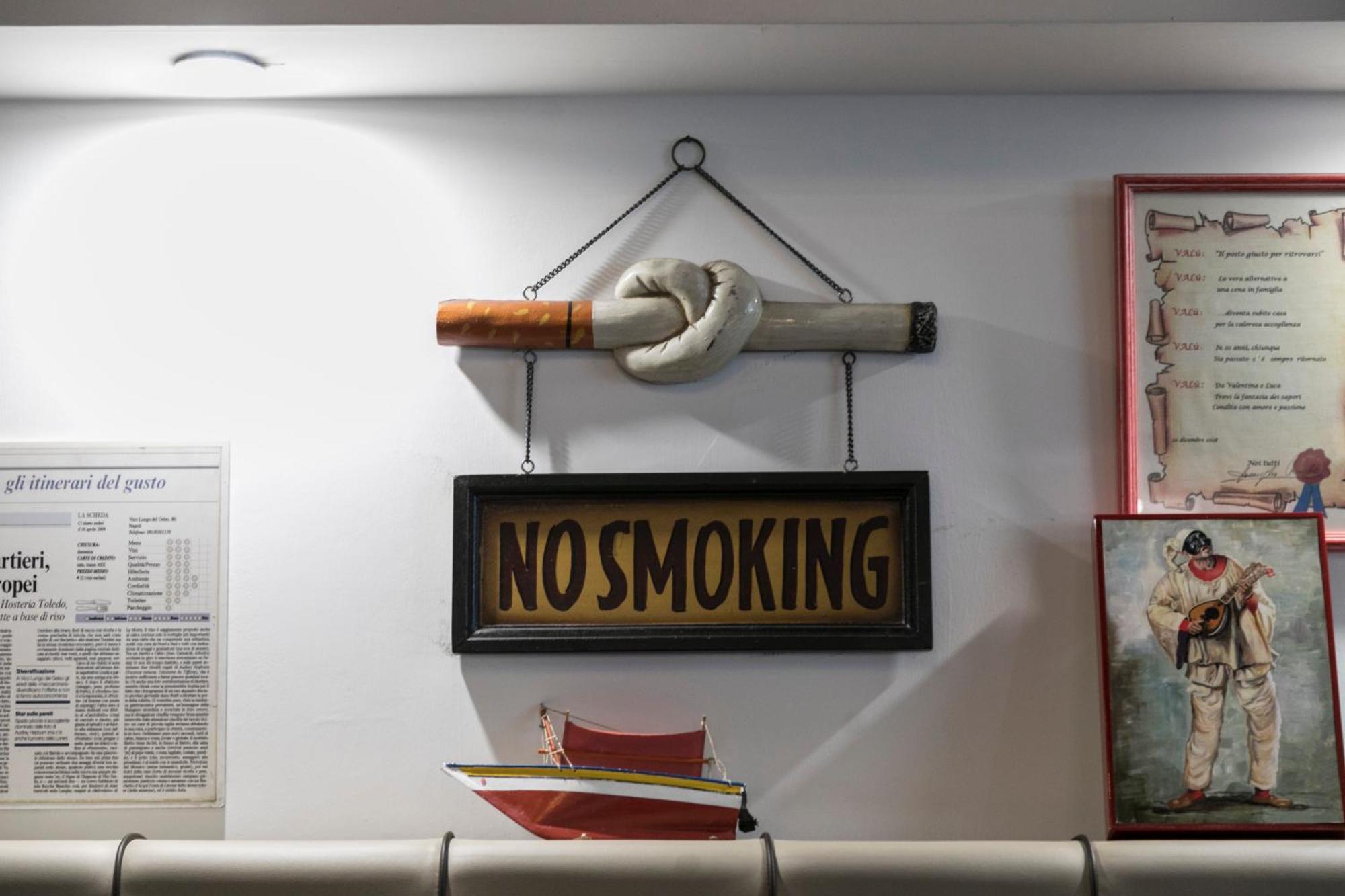 Mansarda Valu Apartman Nápoly Kültér fotó