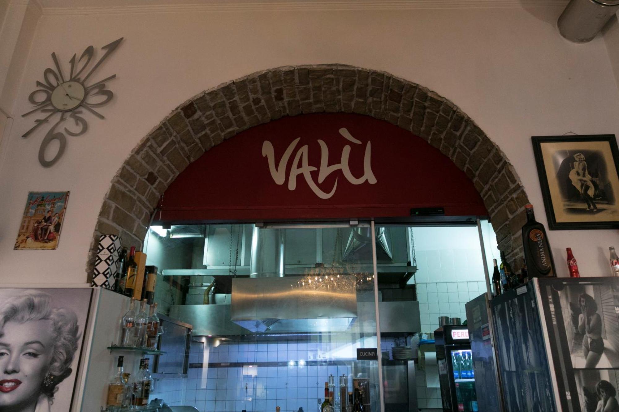 Mansarda Valu Apartman Nápoly Kültér fotó
